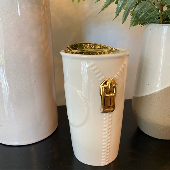 RARE Limited Edition Starbucks travel mug - Picture 3 of 5